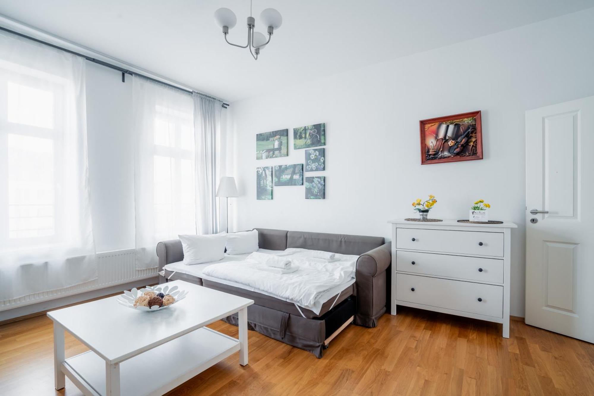 Park - #16, #18&d - Moderne Apartments&suiten Im Zentrum Apartment *